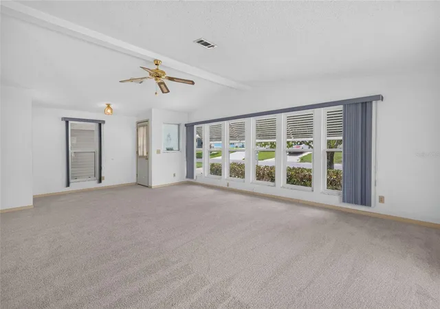 Photo 3 of Manufactured home for sale at 1506 Hillcrest Dr, Lady Lake, FL 32159 | MLS# R4911952 | Listing updated on 2026-09-15