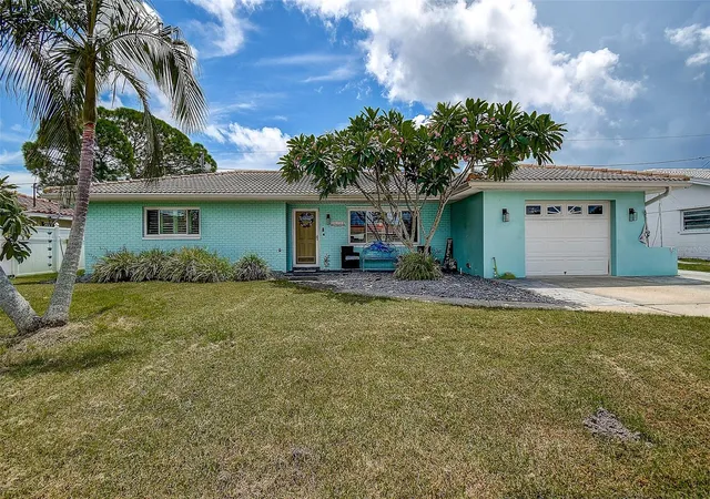 Photo 3 of Single family home for sale at 11138 59th Avenue, Seminole, FL 33772 | MLS# TB8546933 | Listing updated on 2026-09-14