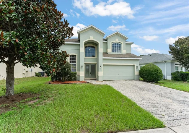 Photo 2 of Single family home for sale at 33411 Terragona Dr, Sorrento, FL 32776 | MLS# O6440407 | Listing updated on 2026-09-11