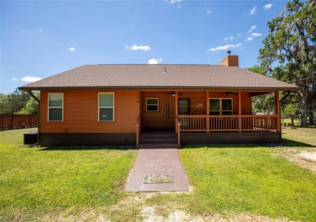 Photo 2 of Single family home for sale at 5930 Island Rd, Melrose, FL 32666 | MLS# GC543379 | Listing updated on 2026-09-22