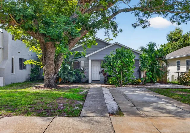 Photo 1 of Single family home for sale at 4666 11th Avenue S, Saint Petersburg, FL 33711 | MLS# TB8546945 | Listing updated on 2026-09-19