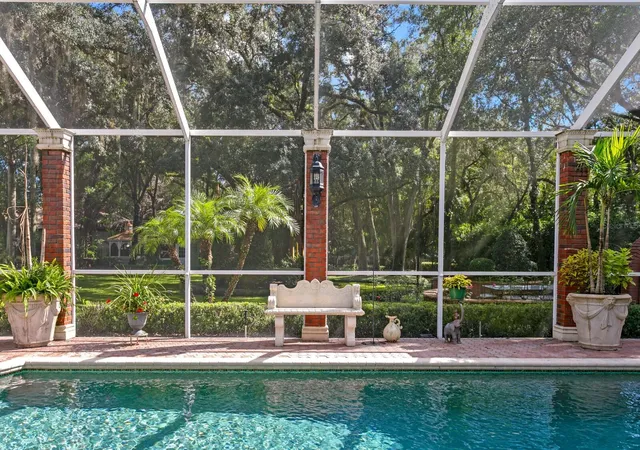 Photo 3 of Single family home for sale at 15307 Eaton Ct, Tampa, FL 33647 | MLS# TB8546952 | Listing updated on 2026-09-24