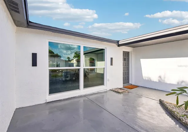 Photo 4 of Single family home for sale at 3400 Supreme Dr, Holiday, FL 34691 | MLS# TB8546961 | Listing updated on 2026-10-05