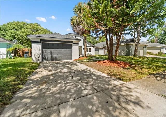 Photo 4 of Single family home for sale at 12530 Wisconsin Woods Aly, Orlando, FL 32824 | MLS# S5157248 | Listing updated on 2026-09-12
