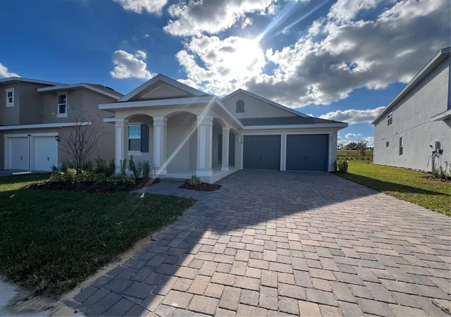 Photo 1 of Sale Pending at 1679 Cadence St, Minneola, FL 34715 | MLS# G5117572 | Listing updated on 2026-09-11