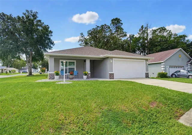 Photo 3 of Single family home for sale at 9614 Sw 53rd Circle, Ocala, FL 34476 | MLS# OM731980 | Listing updated on 2026-09-11