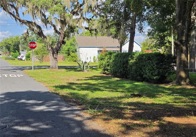 Photo 1 of Land for sale at 4th Street 8th Ave, Zephyrhills, FL 33542 | MLS# TB8547010 | Listing updated on 2026-09-11