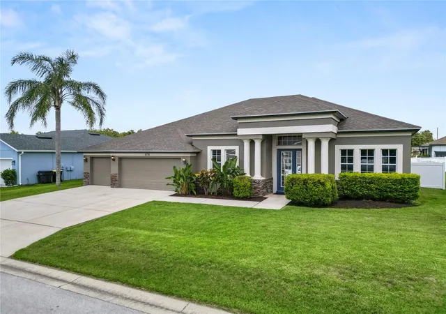 Photo 1 of Single family home for sale at 6776 Hampshire Blvd, Lakeland, FL 33813 | MLS# L4964932 | Listing updated on 2026-10-07