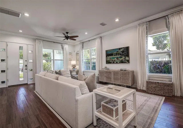 Photo 4 of Single family home for sale at 3311 W Paul Ave, Tampa, FL 33611 | MLS# TB8547025 | Listing updated on 2026-09-22
