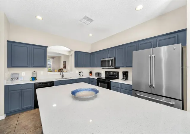Photo 3 of Single family home for sale at 8538 Sunrise Key Dr, Kissimmee, FL 34747 | MLS# O6440479 | Listing updated on 2026-09-22
