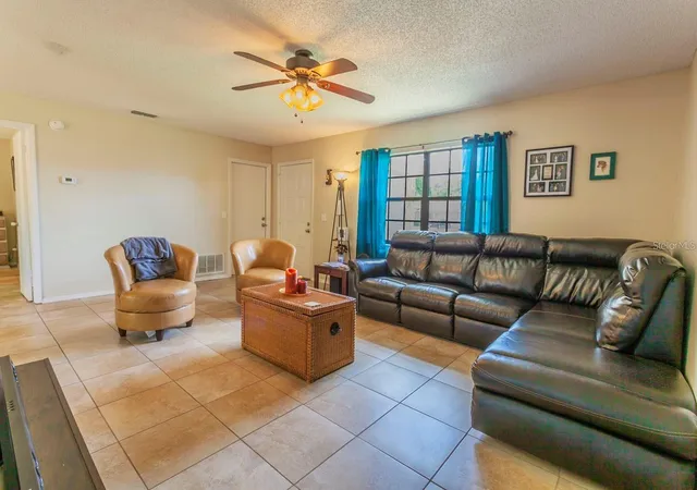 Photo 3 of Single family home for sale at 7211 Se 120 Th St, Belleview, FL 34420 | MLS# G5117580 | Listing updated on 2026-09-11
