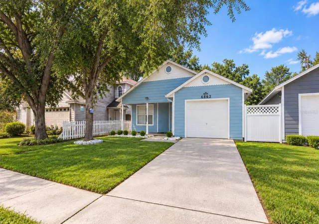 Photo 3 of Single family home for sale at 6662 Ryan Chase Ct, Orlando, FL 32810 | MLS# O6440515 | Listing updated on 2026-09-11