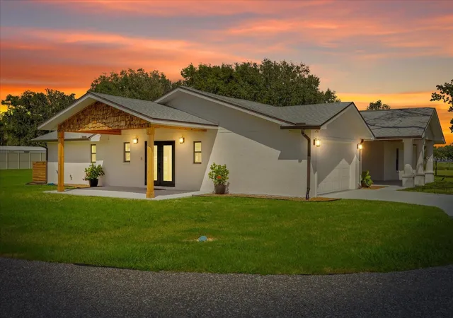 Single family home for sale at 2515 Ragins Ln, PLANT CITY, FL 33567 | MLS# TB8547078