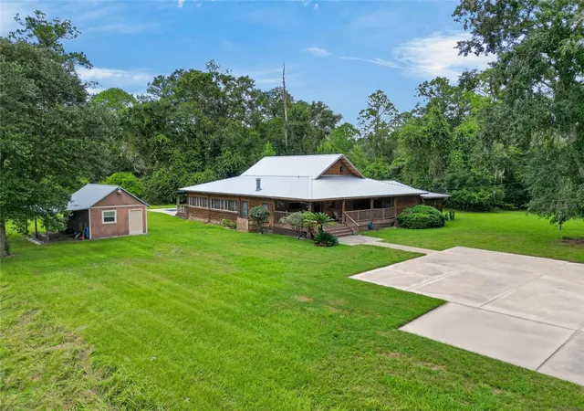 Photo 3 of Single family home for sale at 10710 Ne 81st Street, Gainesville, FL 32609 | MLS# OM731989 | Listing updated on 2026-09-22