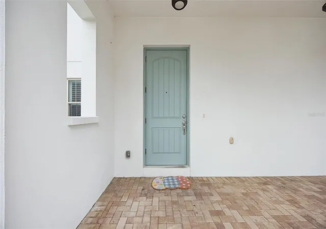 Photo 3 of Townhouse for sale at 8866 Bismarck Palm Dr, Winter Garden, FL 34787 | MLS# O6440535 | Listing updated on 2026-10-02