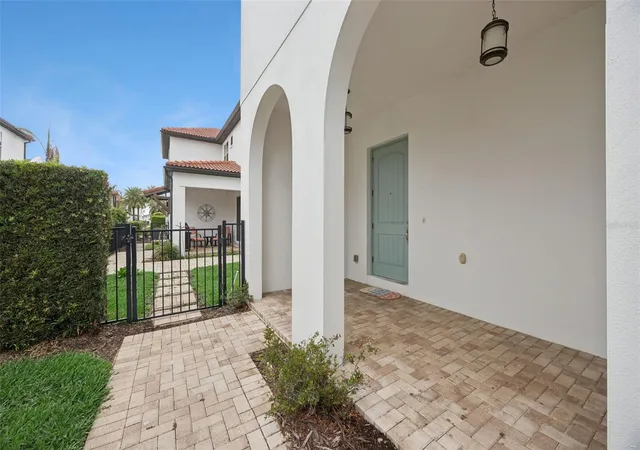 Photo 4 of Townhouse for sale at 8866 Bismarck Palm Dr, Winter Garden, FL 34787 | MLS# O6440535 | Listing updated on 2026-10-02