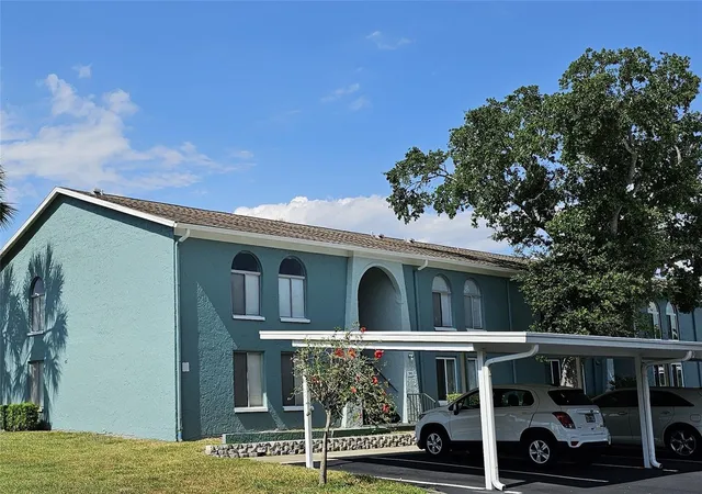 Condo for sale at 395 114th Avenue N #4, Saint Petersburg, FL 33716 | MLS# TB8547114