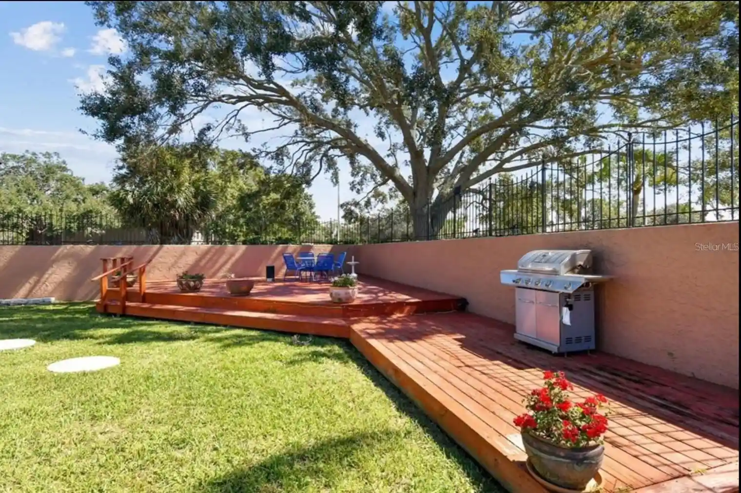 Listing Photo 25 - Condo for sale in 395 114Th Ave N located at 395 114Th Ave N, St. Petersburg, FL 33716 - Unit 395 114th Avenue N