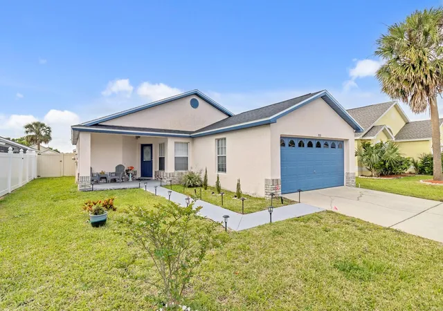 Photo 2 of Single family home for sale at 7830 Myrtle Oak Ln, Kissimmee, FL 34747 | MLS# S5157267 | Listing updated on 2026-09-11