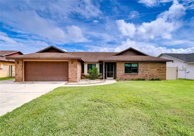 Photo 1 of Single family home for sale at 659 Timber Pond Dr, Brandon, FL 33510 | MLS# TB8547128 | Listing updated on 2026-09-30