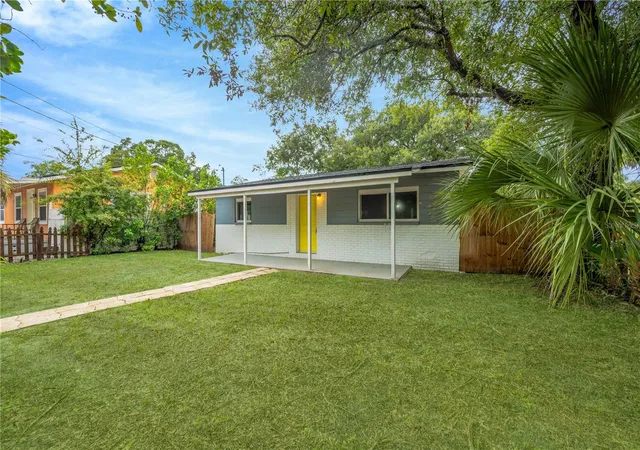 Photo 1 of Single family home for sale at 2626 E Chelsea St, Tampa, FL 33610 | MLS# TB8547135 | Listing updated on 2026-09-11