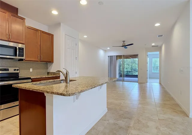 Photo 2 of Single family home for sale at 3443 Fallbrook Dr, Kissimmee, FL 34759 | MLS# S5157274 | Listing updated on 2026-09-30