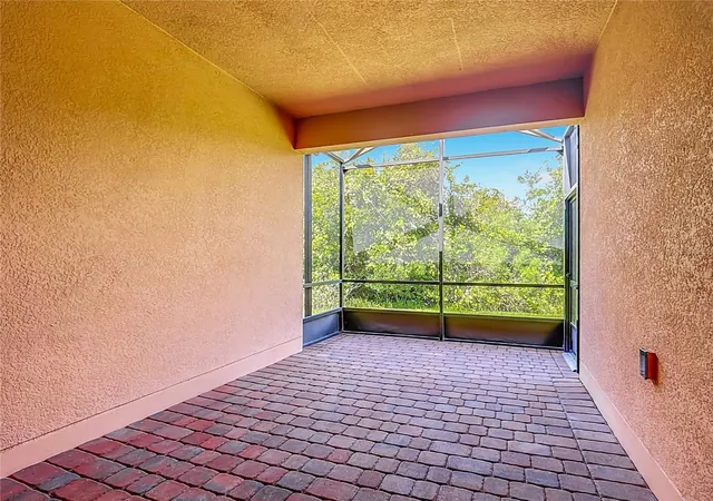 Photo 3 of House for sale at 3443 Fallbrook Dr, Kissimmee, FL 34759 | MLS# S5157274 | Listing updated on 2026-09-30
