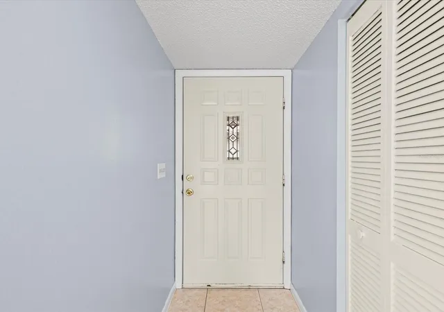 Listing Photo 4 - Condo for sale in building located at 3446 Niblick Ct, NEW PORT RICHEY, FL 34655 - Unit #5