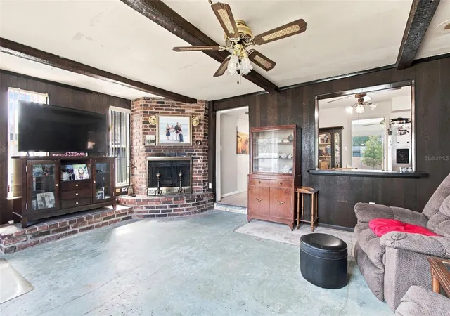 Photo 4 of Single family home for sale at 7718 33rd Avenue N, Saint Petersburg, FL 33710 | MLS# TB8547170 | Listing updated on 2026-10-01
