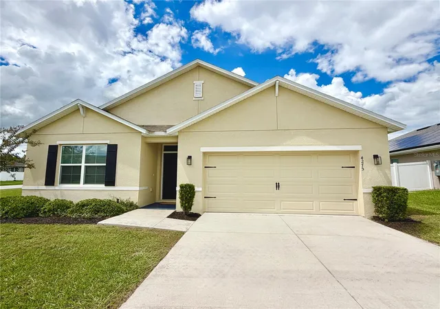 Photo 1 of Single family home for sale at 4275 Ne 31st Street, Ocala, FL 34470 | MLS# R4911970 | Listing updated on 2026-09-23