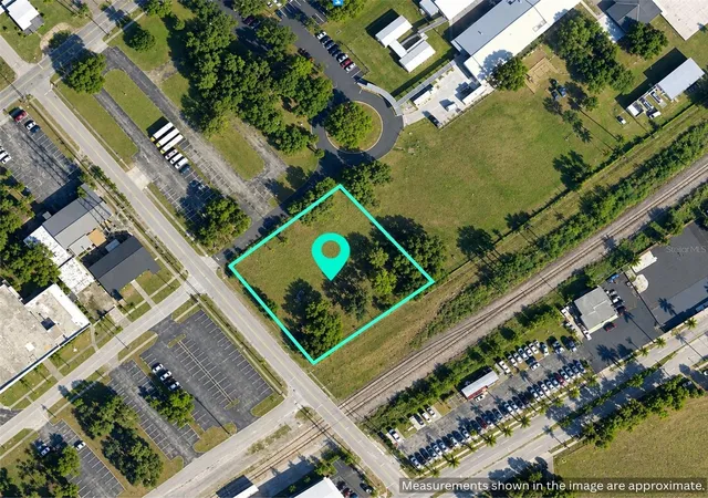 Photo 1 of Land for sale at 1001 Tarpon St, Fort Myers, FL 33916 | MLS# S5157297 | Listing updated on 2026-09-10