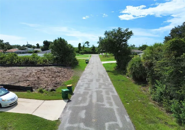 Photo 3 of Land for sale at 11336 Poplin Ave, Englewood, FL 34224 | MLS# OM732010 | Listing updated on 2026-10-19