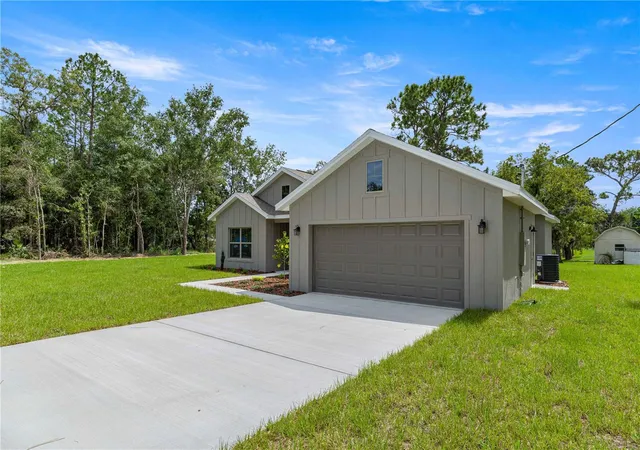 Photo 3 of Single family home for sale at 537 Bahia Cir Dr, Ocala, FL 34472 | MLS# OM732015 | Listing updated on 2026-09-15