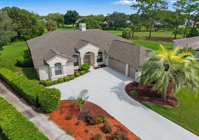 Photo 2 of Single family home for sale at 9463 Savannah Ct, Weeki Wachee, FL 34613 | MLS# W7889380 | Listing updated on 2026-09-14