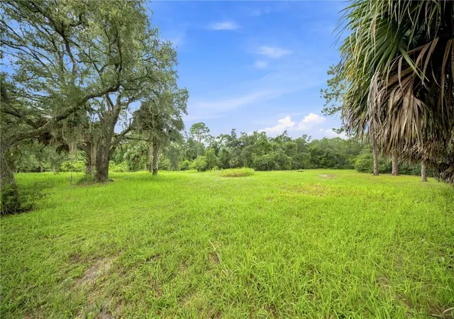 Photo 4 of Manufactured home for sale at 15470 NE Highway 314, Silver Springs, FL 34488 | MLS# OM732020 | Listing updated on 2026-09-11