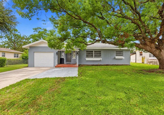 Photo 1 of Single family home for sale at 65 Community Dr, Debary, FL 32713 | MLS# V4951203 | Listing updated on 2026-09-24