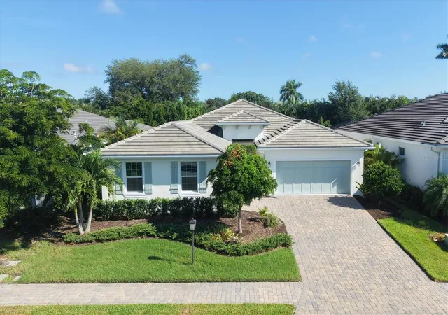 Single family home for sale at 7717 Sandhill Lake Dr, SARASOTA, FL 34241 | MLS# A4705683