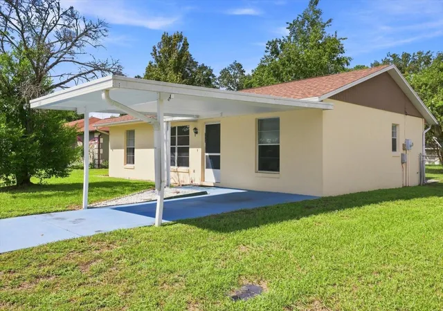 Photo 2 of Single family home for sale at 3850 S Flamingo Ter, Homosassa, FL 34448 | MLS# A4705690 | Listing updated on 2026-09-13