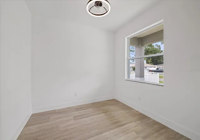 Photo 4 of Single family home for sale at 1307 W Patterson St, Tampa, FL 33604 | MLS# TB8547287 | Listing updated on 2026-10-16