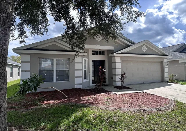 Photo 2 of Sale Pending at 11551 Misty Isle Ln, Riverview, FL 33579 | MLS# TB8547295 | Listing updated on 2026-10-07
