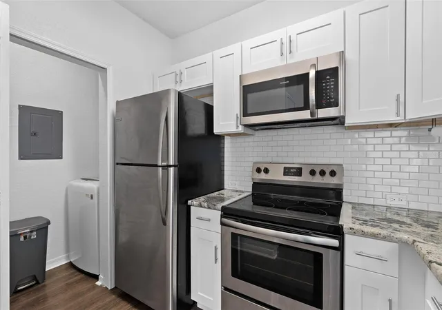 Photo 3 of Condo for sale at 2717 Maitland Xing Way #205, Orlando, FL 32810 | MLS# O6440740 | Listing updated on 2026-09-11