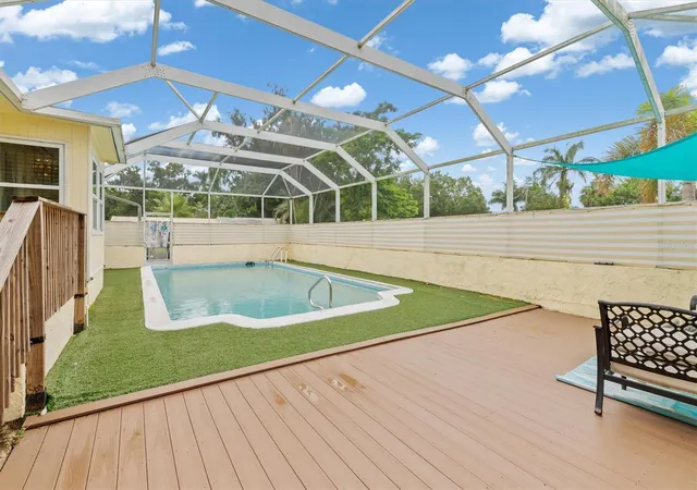 Photo 3 of Single family home for sale at 2205 Dixie Ave, Punta Gorda, FL 33950 | MLS# C7530592 | Listing updated on 2026-09-11
