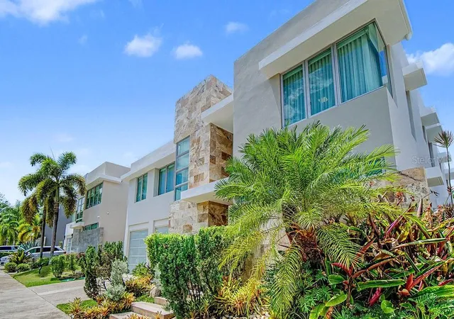 Photo 1 of Single family home for sale at 70 Aqcuamarina, San Juan, PR 00931 | MLS# PR9124081 | Listing updated on 2026-09-11