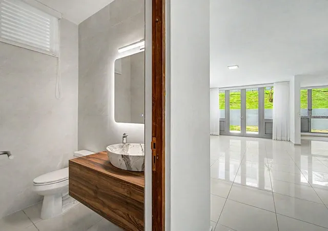 Photo 2 of Single family home for sale at 70 Aqcuamarina, San Juan, PR 00931 | MLS# PR9124081 | Listing updated on 2026-09-11