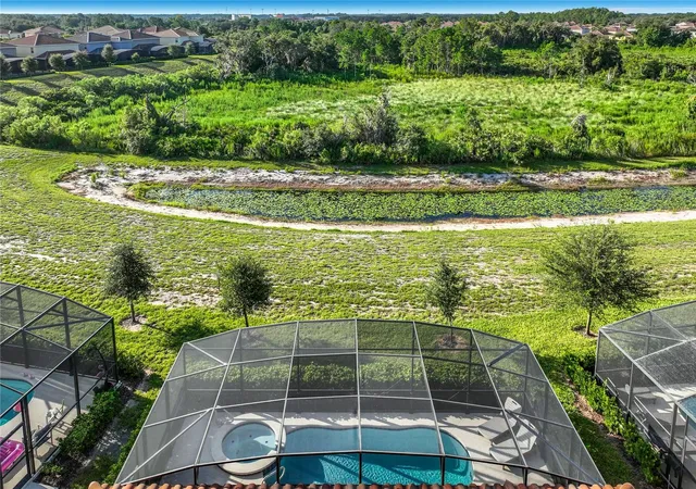 Photo 4 of Single family home for sale at 7647 Oakmoss Loop, Davenport, FL 33837 | MLS# O6440765 | Listing updated on 2026-10-29
