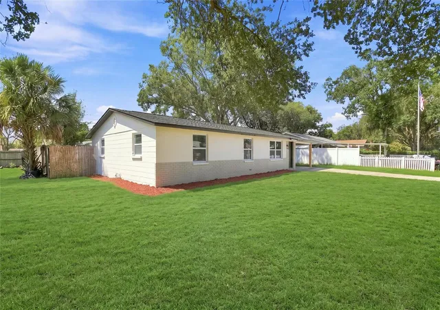 Photo 3 of Single family home for sale at 3214 Acacia St, Lutz, FL 33558 | MLS# TB8547352 | Listing updated on 2026-09-11