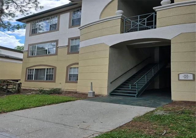 Photo 2 of Condo for sale at 17112 Carrington Park Dr #902, Tampa, FL 33647 | MLS# TB8547380 | Listing updated on 2026-09-11