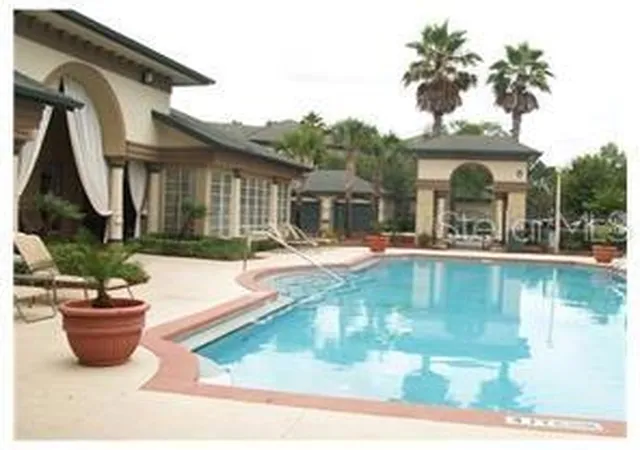 Listing Photo 5 - Condo for sale in building located at 17112 Carrington Park Dr, Tampa, FL 33647 - Unit #902
