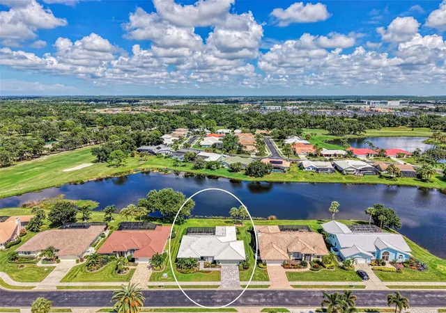 Photo 3 of Sale Pending at 1568 Waterford Dr, Venice, FL 34292 | MLS# N6145709 | Listing updated on 2026-09-22
