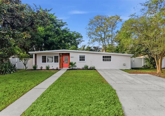 Single family home for sale at 5401 E 98th Avenue, TEMPLE TERRACE, FL 33617 | MLS# TB8547417